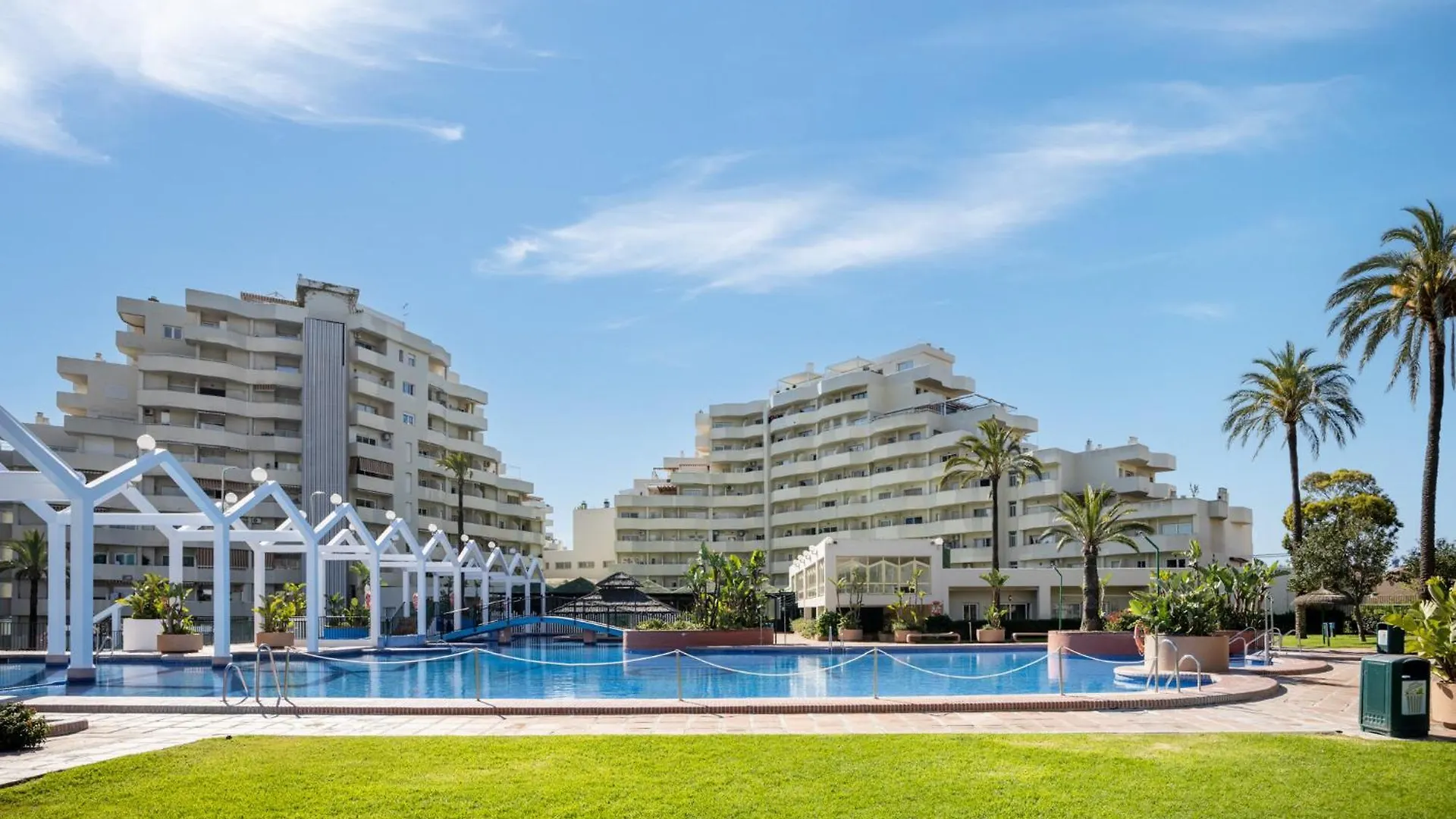 Benalbeach Premium Apartments By Alfresco Stays Benalmádena 0*,
